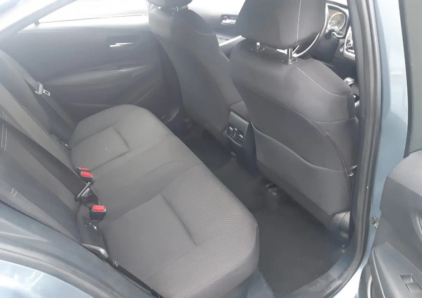 Toyota Corolla cena 39900 przebieg: 122000, rok produkcji 2020 z Biała małe 137